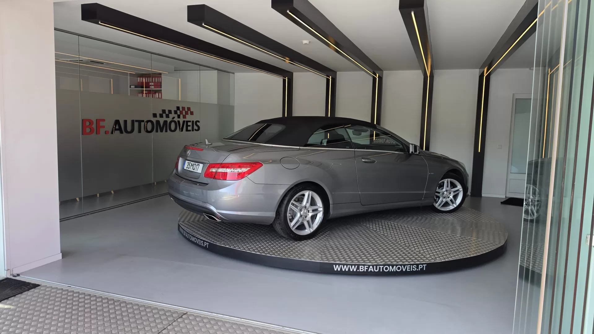 Mercedes-Benz E 250 Cdi BlueTEC Cabrio AMG - foto 7