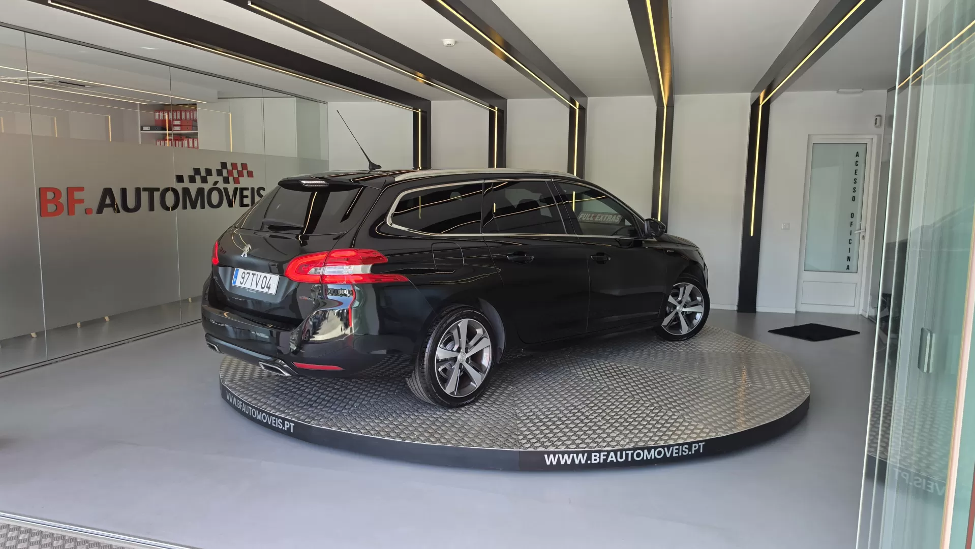 Peugeot 308 SW 1.6 BlueHDi GT Line - foto 4