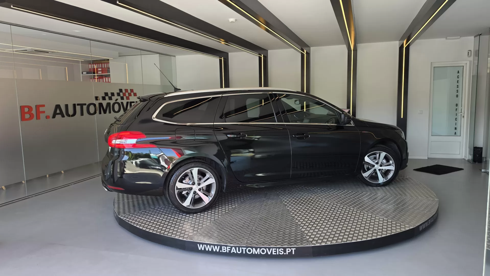 Peugeot 308 SW 1.6 BlueHDi GT Line - foto 7