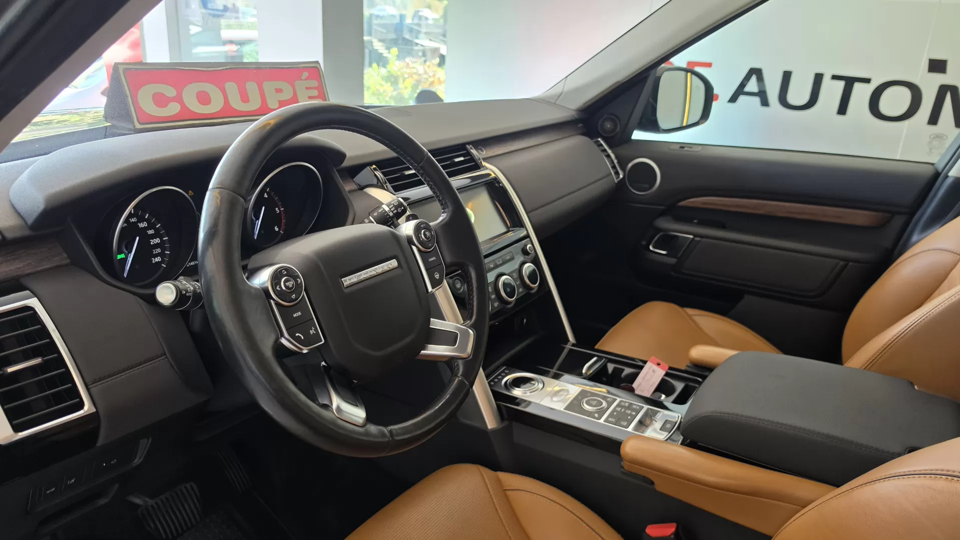 Land Rover Discovery 3.0 TD6 HSE Auto - foto 6