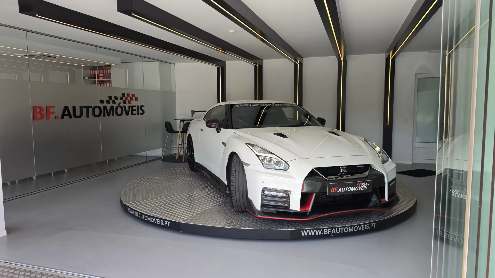 Nissan GT-R Nismo - foto 5
