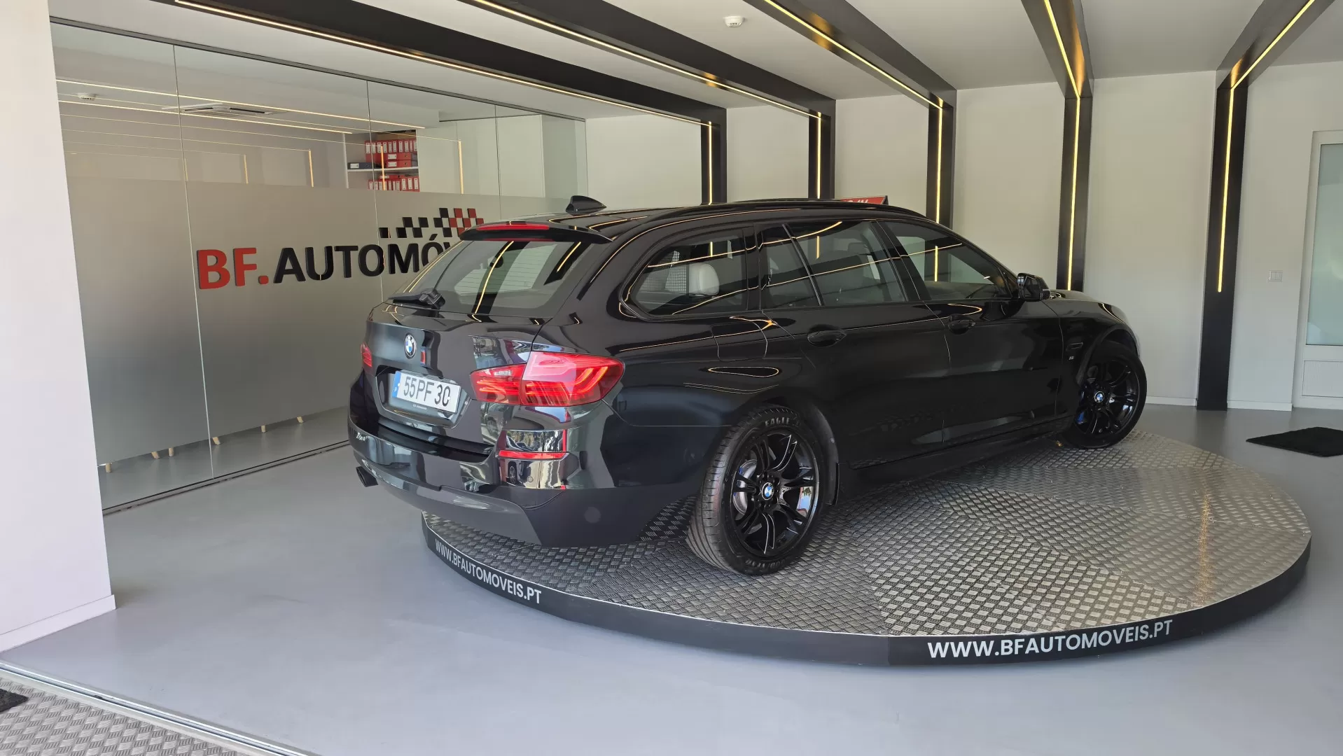 BMW 525 d Pack M Auto - foto 4