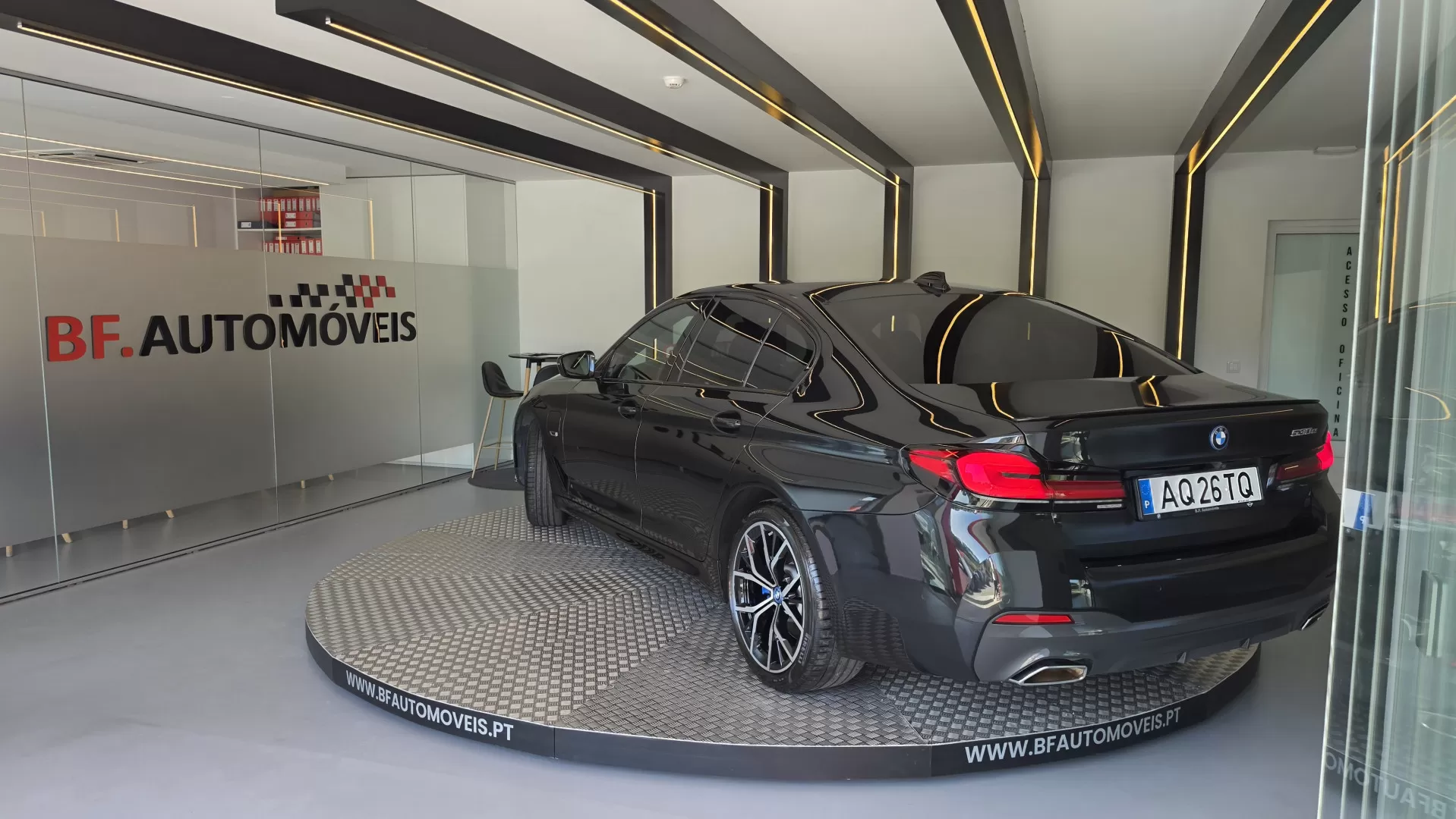 BMW 530e e Pack M - foto 3