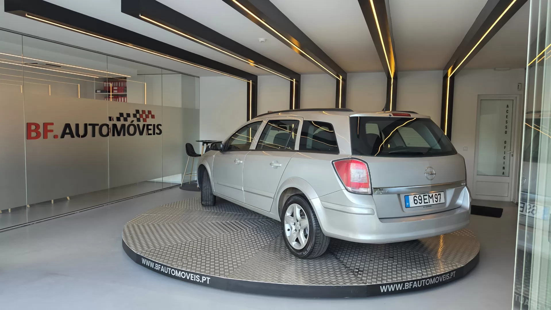 Opel Astra Caravan 1.3 CDTi Cosmo - foto 3