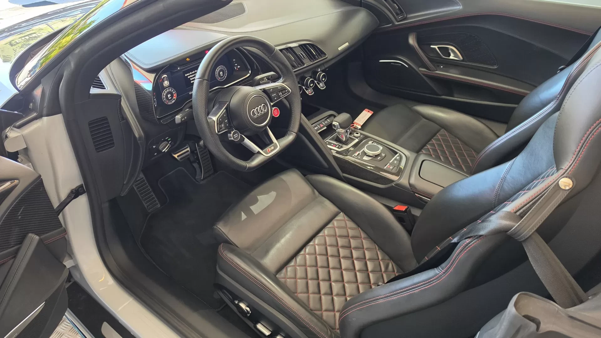 Audi R8 Spyder 5.2 FSi V10 S tronic - foto 6