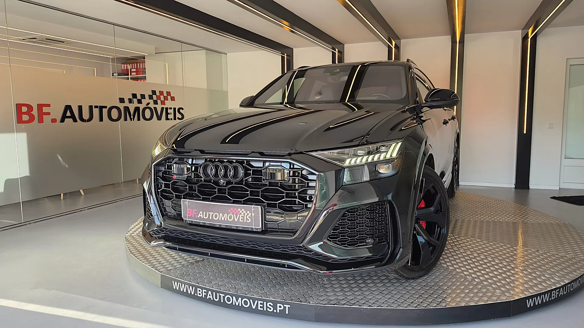 Audi RSQ8 4.0 TFSI quattro Tiptronic