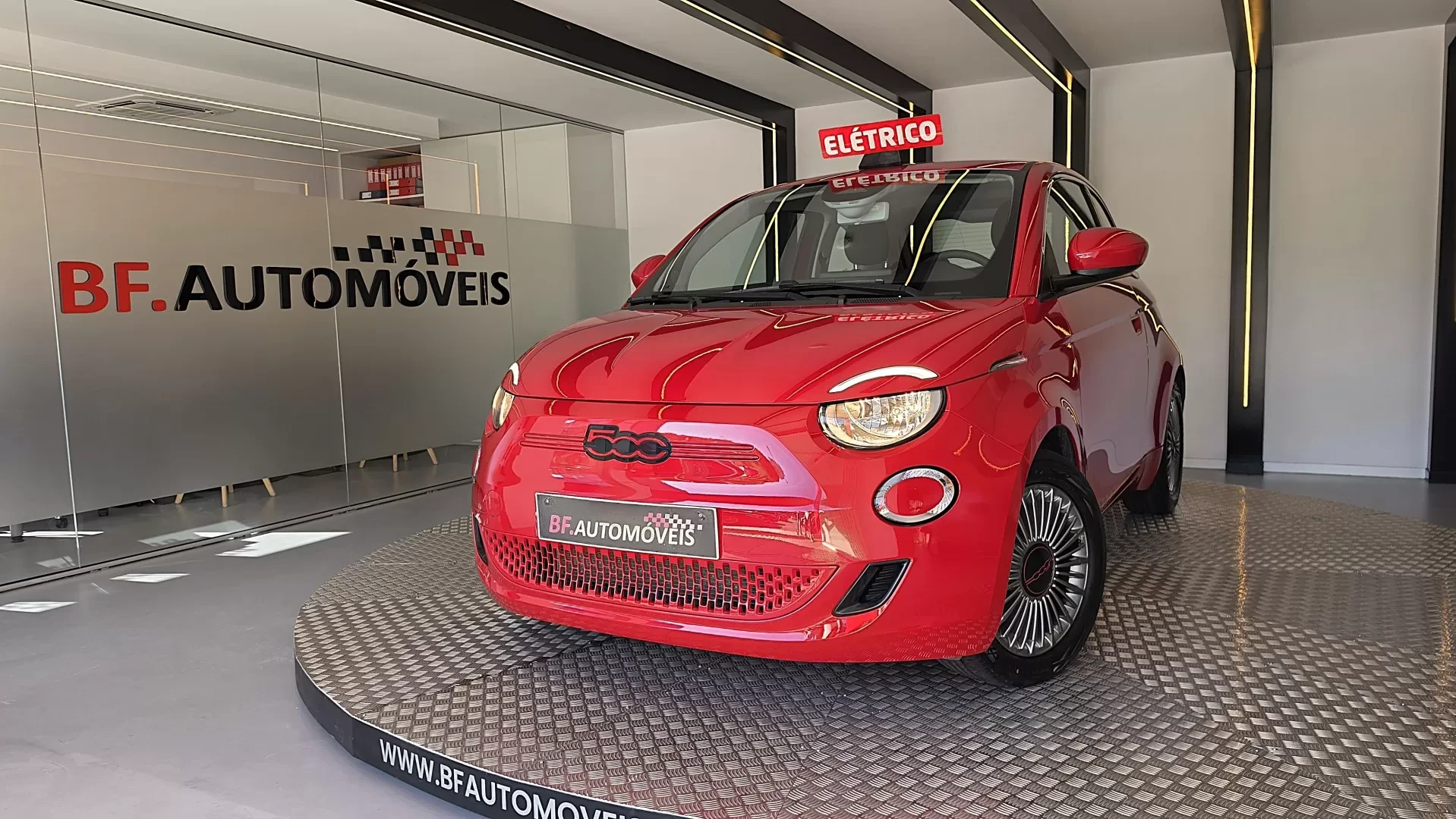 Fiat 500e RED
