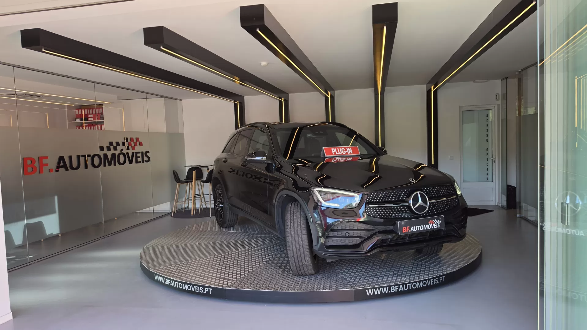Mercedes-Benz GLC 300 de 4Matic AMG - foto 5