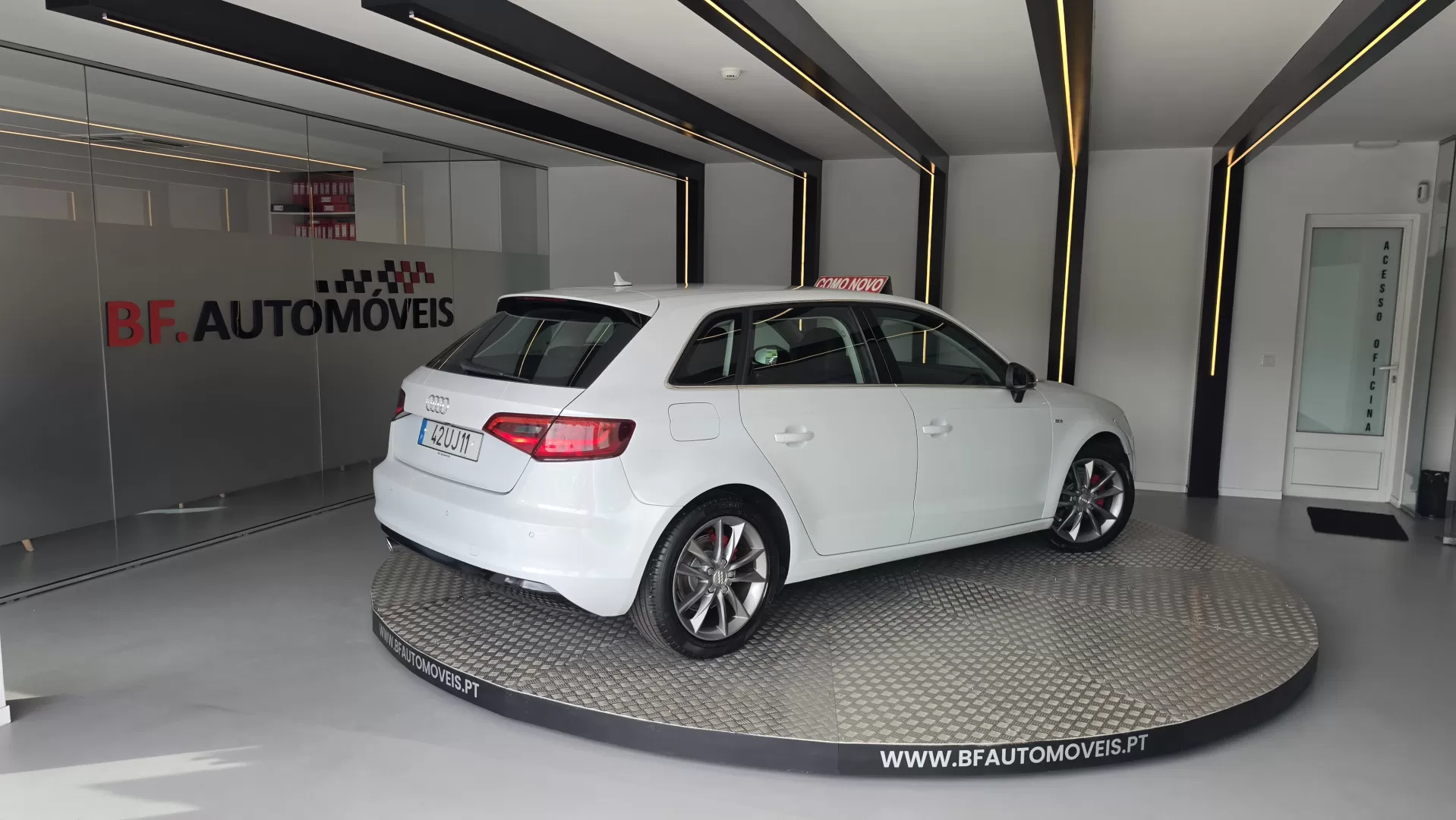 Audi A3 Sportback 1.6 TDI S-line - foto 4