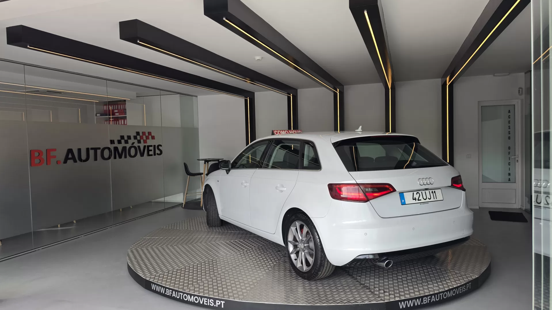 Audi A3 Sportback 1.6 TDI S-line - foto 3