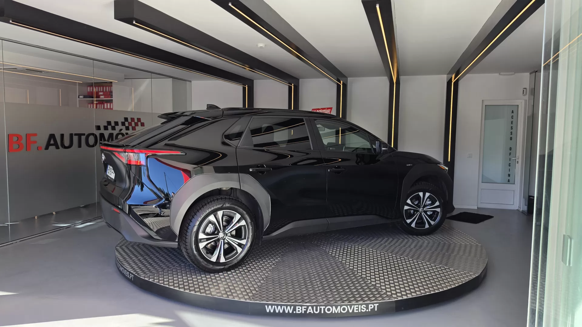 Toyota bZ4X 71,4 kWh Premium - foto 7
