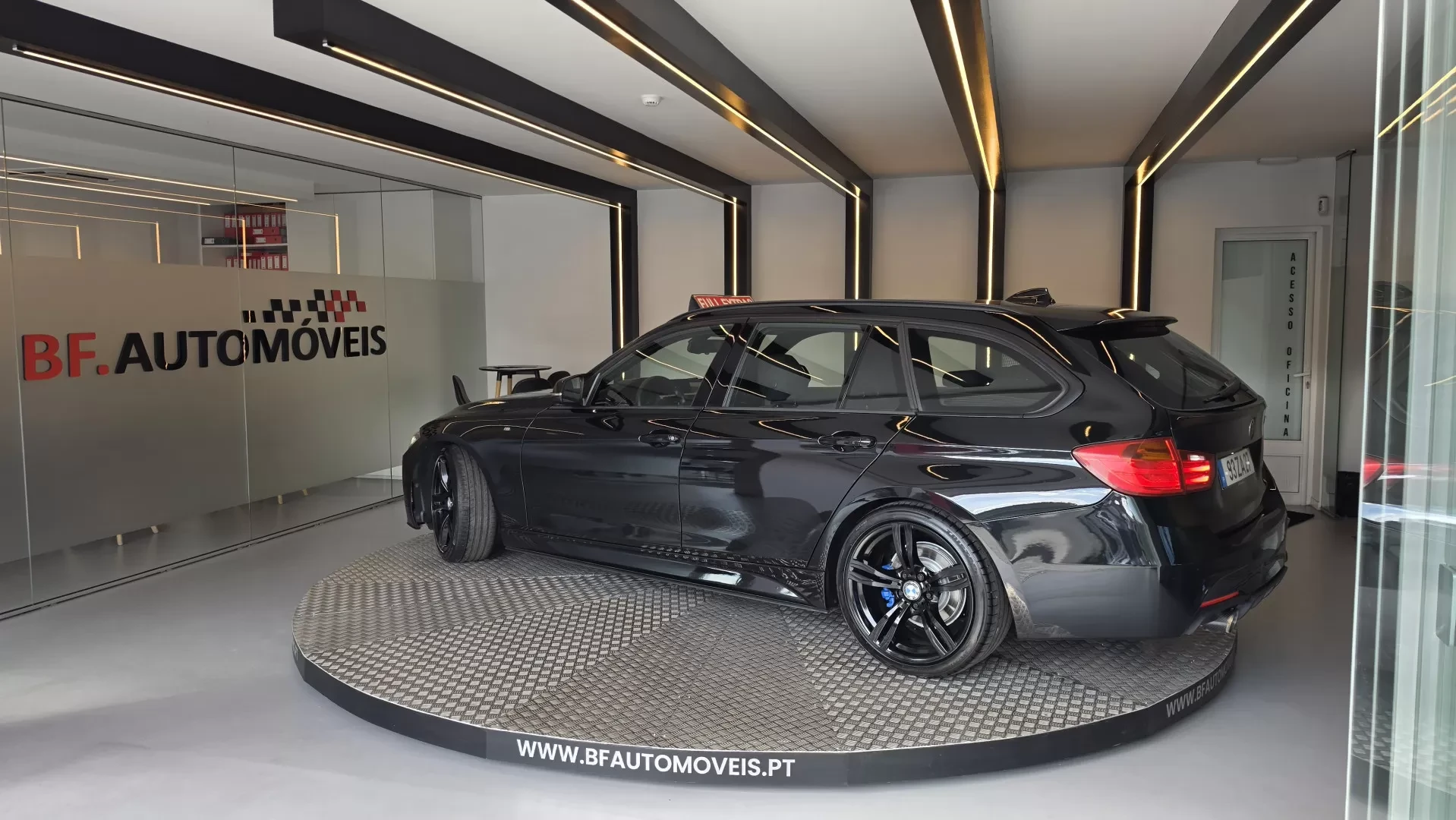 BMW 318 d Pack M - foto 3