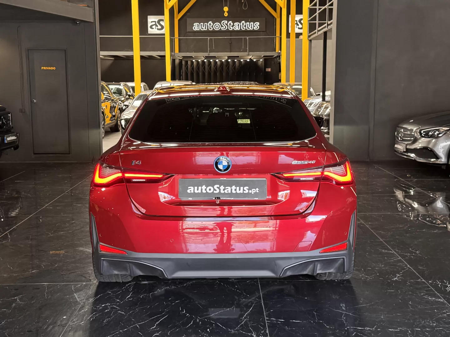 BMW i4 eDrive40 - foto 8