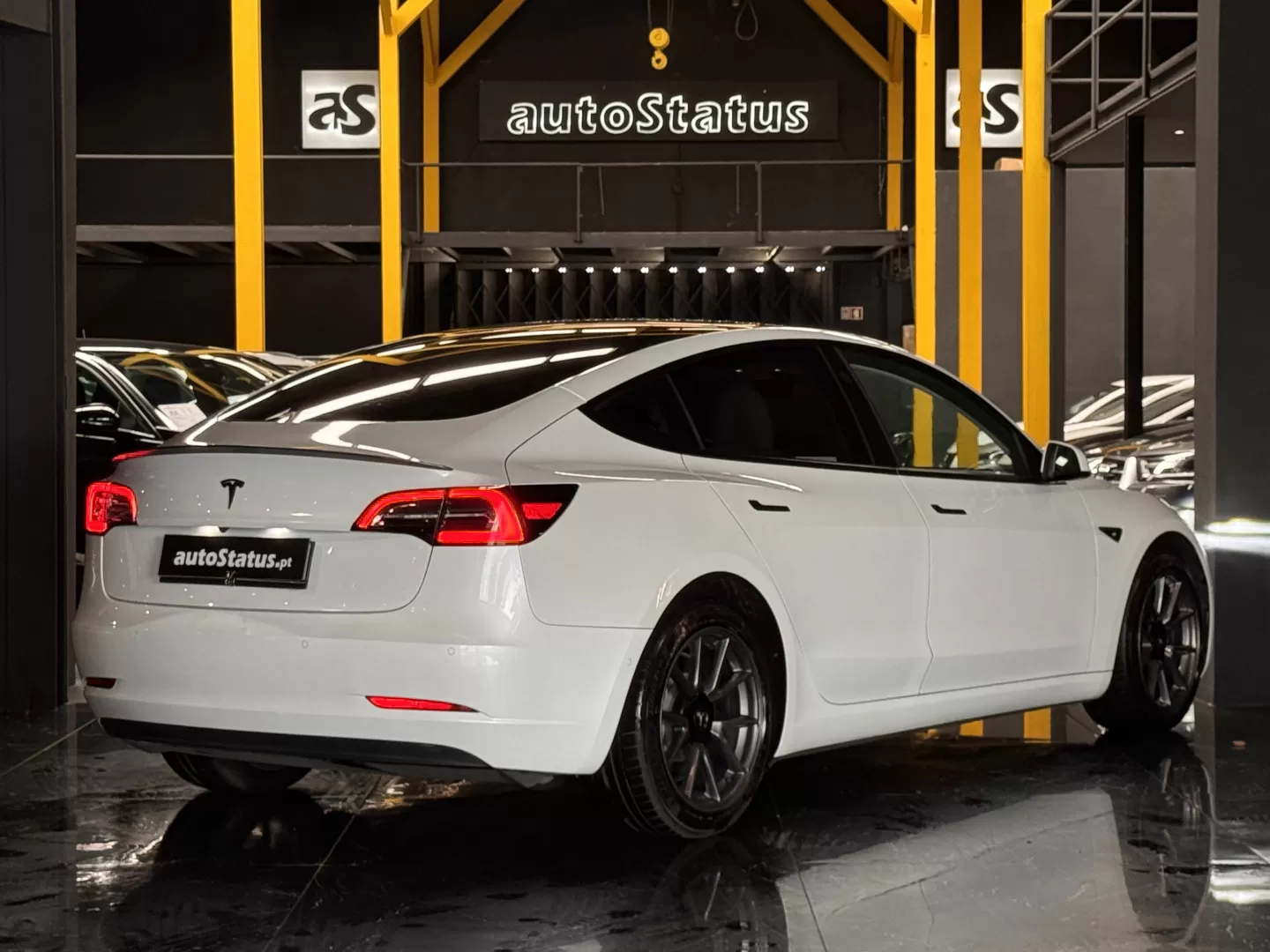 Tesla Model 3 Standard Range Plus RWD - foto 8