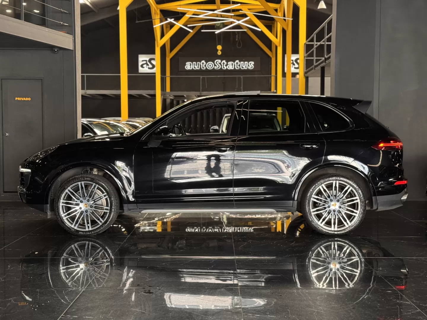 Porsche Cayenne 3.0V6 PLATINUM EDITION - foto 4