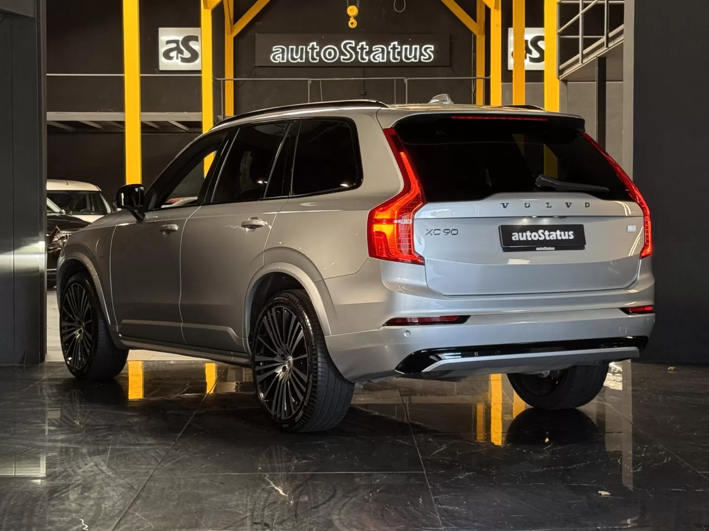 Volvo XC 90 2.0 T8 PHEV R-Design AWD - foto 5