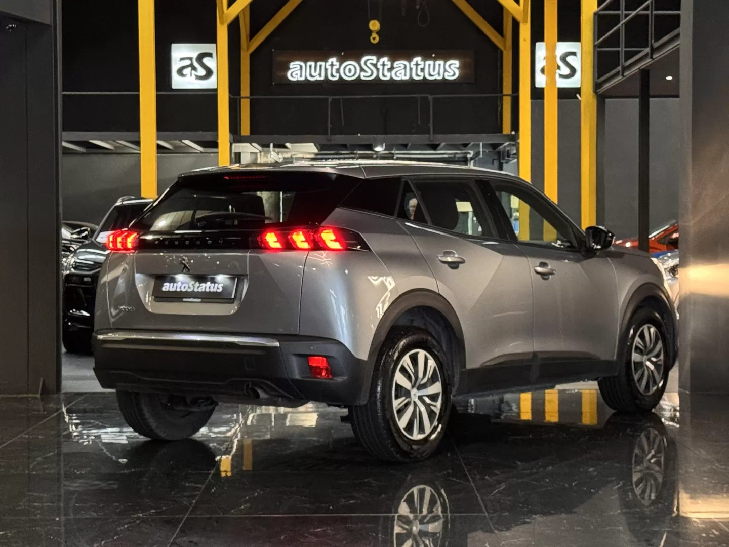Peugeot 2008 1.2 Active Pack - foto 7