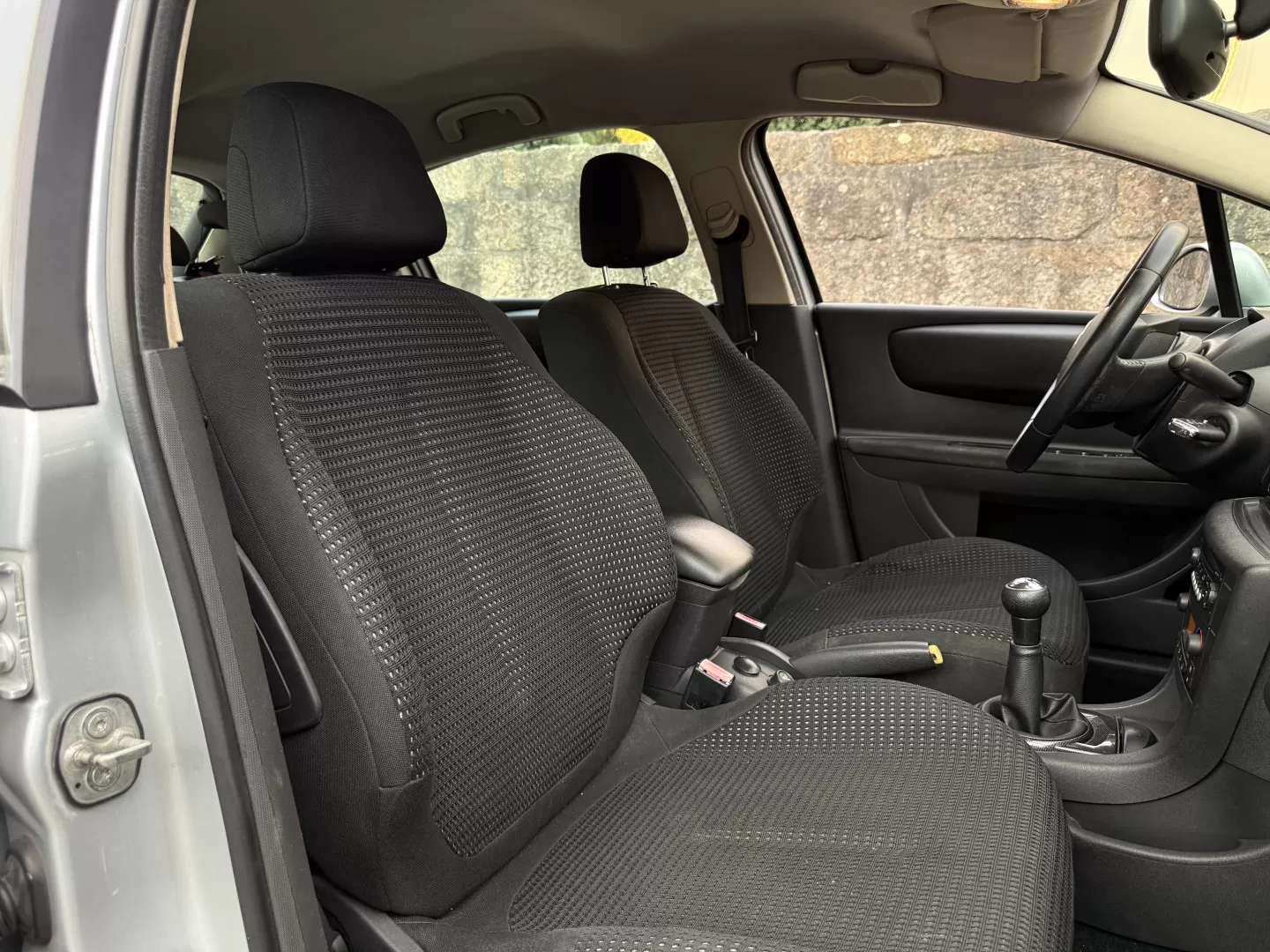 Citroën C4 1.6 HDi Attraction - foto 8