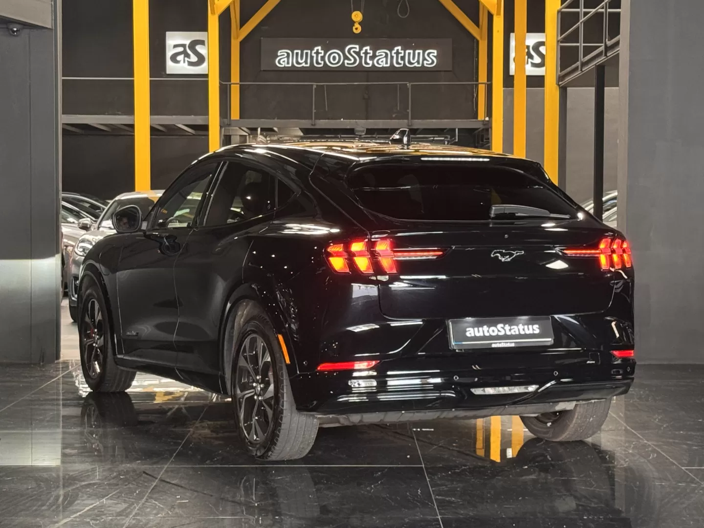 Ford Mustang Mach-E Premium - foto 5