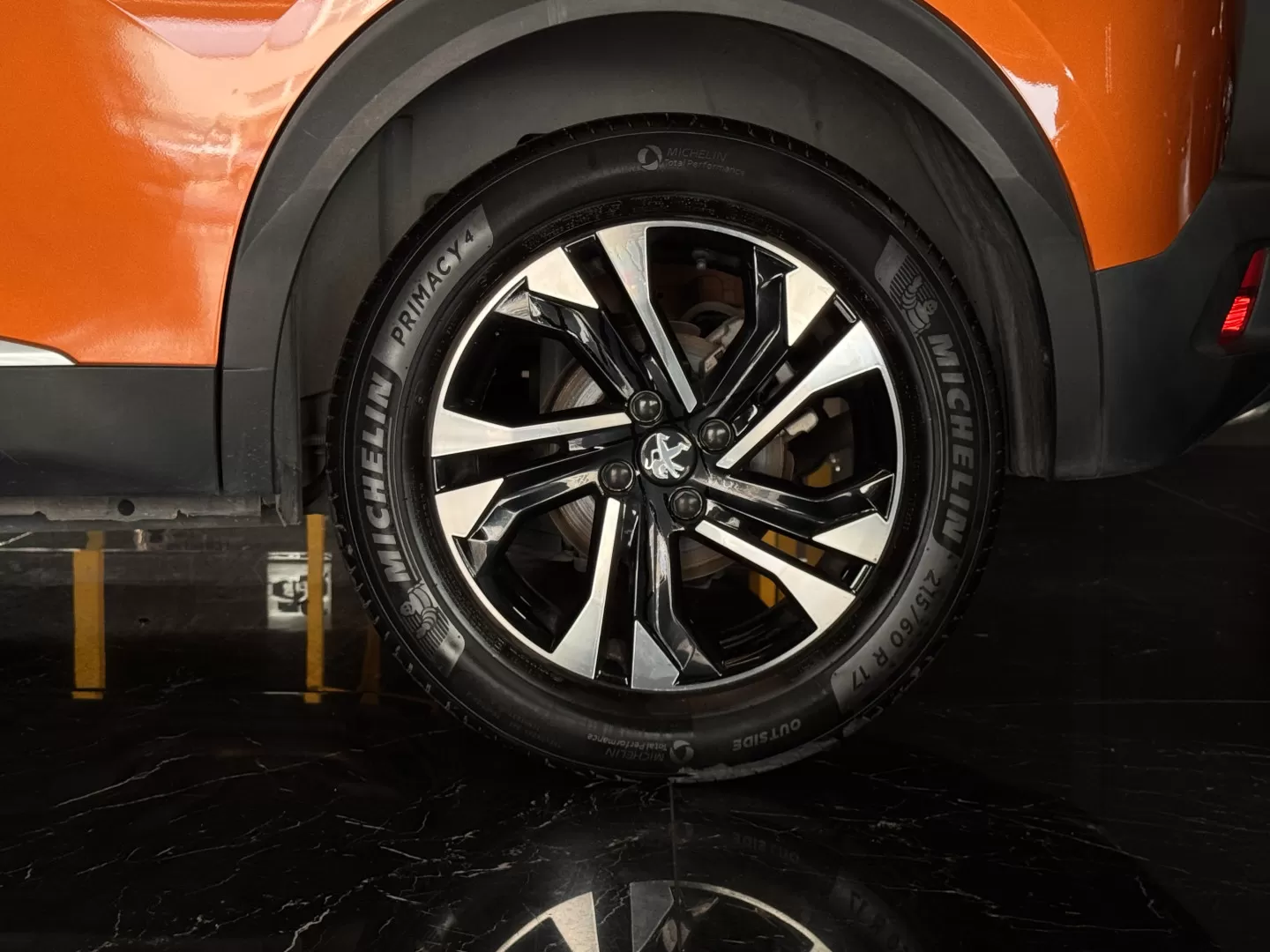 Peugeot 2008 1.2 PureTech Allure Pack EAT8 - foto 8