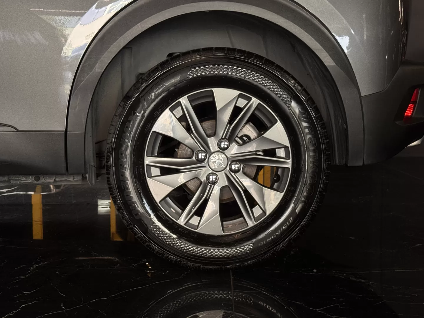 Peugeot 2008 1.2 PureTech Active Pack EAT8 - foto 8